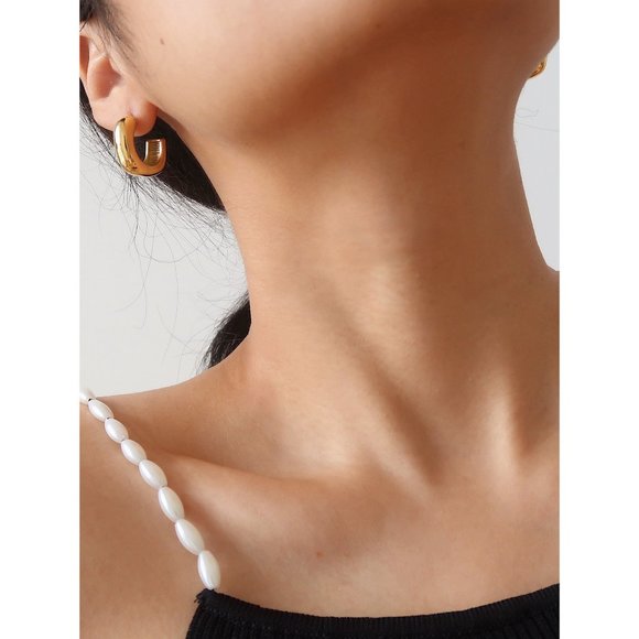 NEW 18K Gold Plated Open Square Hoop Earrings - Picture 11 of 12